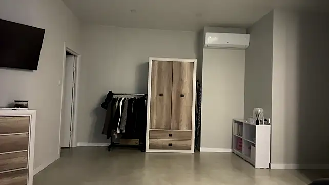 XXX chat uživo modela A_Milly