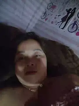 XXX chat uživo modela Yee_Yee1