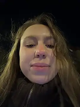 outdoor-houndour Chat XXX in diretta