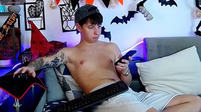 ThomasEdisonn Live XXX-Chat