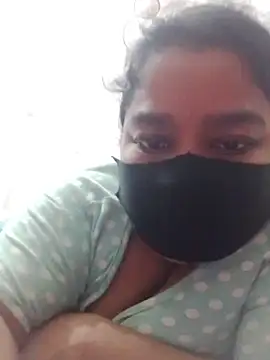Chat +18 de Mona_Vabi ao vivo