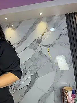 Nails_Lucia Obrolan Langsung XXX