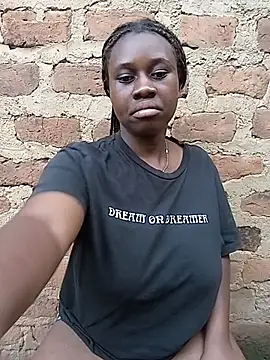 Sassy_boobs21: απευθείας συνομιλία ΧΧΧ