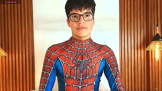 Milo_Wolff Chat XXX live