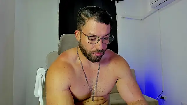 แชท XXX สดของ JoshuaLyon