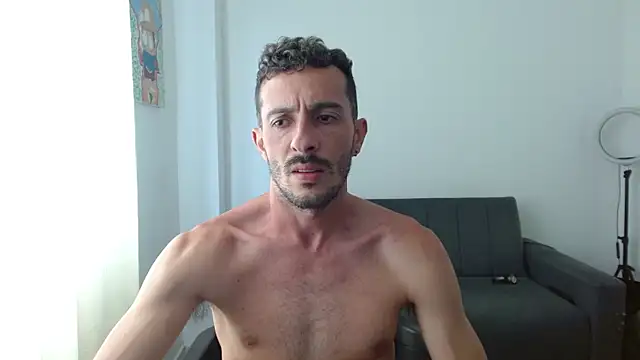 Chatroom XXX en direct de maskguy23