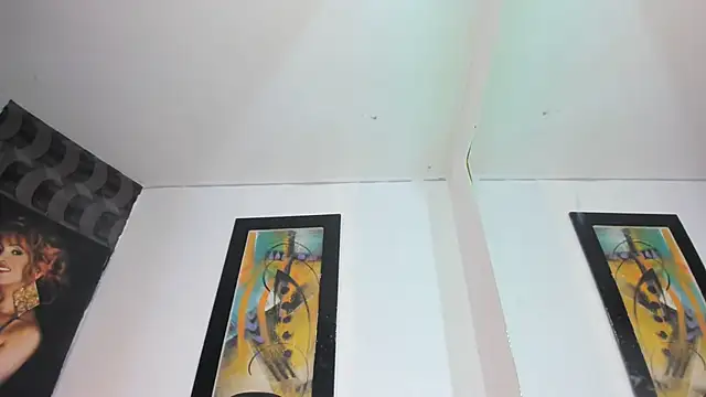 Eyleen_SantosのライブXXXチャット
