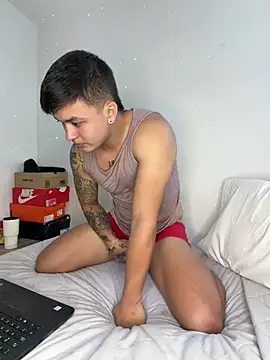 แชท XXX สดของ Christopher_strongg
