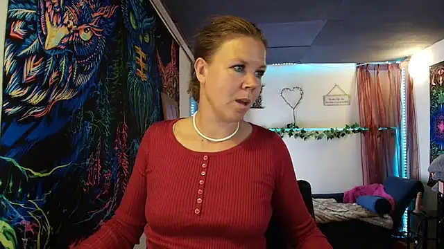 Chatroom XXX en direct de CallMeMaria