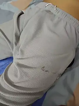 Roy8783 即時 XXX 聊天