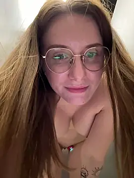 FReyja_44 Live XXX-chat