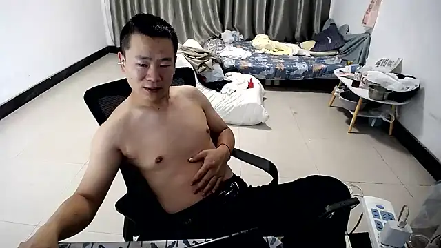 guan0777 live XXX chat
