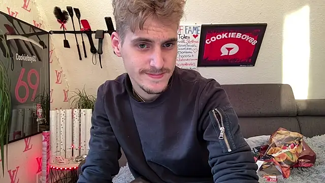 Czat XXX na żywo – Cookieboy88