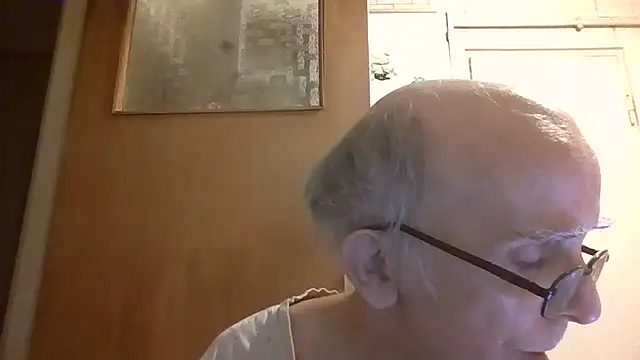 mariusica1@xh Live XXX-chat