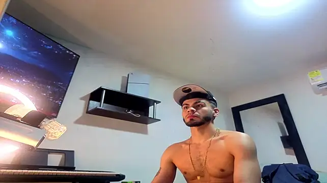 Chatroom XXX en direct de MistBirol69