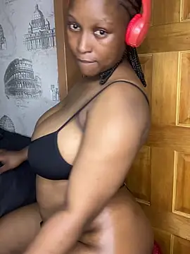 Bellabootie Adlı Modelin Canlı XXX Sohbeti