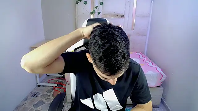 Reed_athlete Live XXX-chat