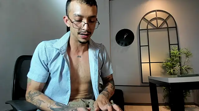 Онлайн чат XXX dan_damon