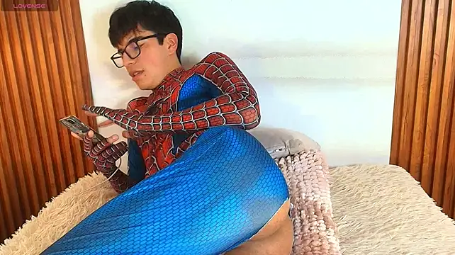 Milo_Wolff – Naživo XXX chat