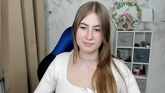candy_Megan Chat XXX in diretta