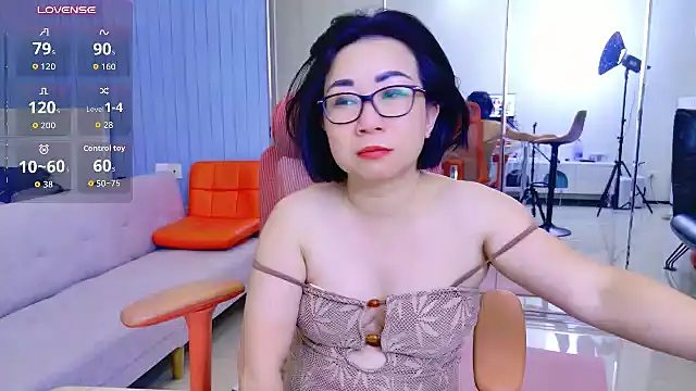 LucianaMe Adlı Modelin Canlı XXX Sohbeti