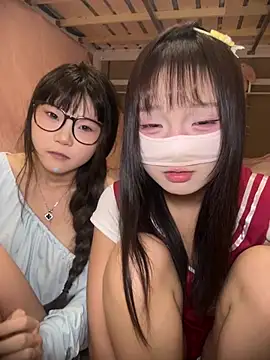 XXX chat uživo modela Rocket-Girl