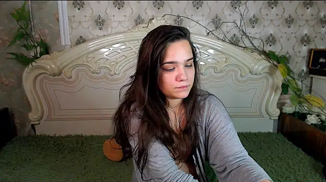 Tiny_Witch Chat XXX in diretta