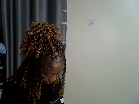 SexxyRoxy's Live XXX Chat