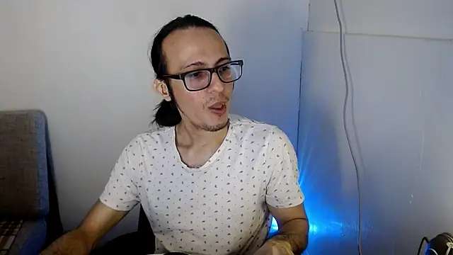 Damian_Dusk Adlı Modelin Canlı XXX Sohbeti