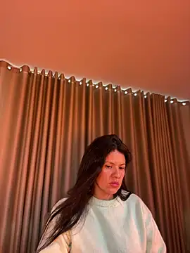 Aliinak's Live XXX Chat