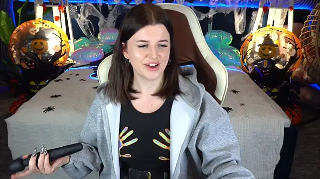 KristiFoxy Chat XXX in diretta