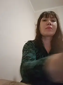 SERAFIMA79's Live XXX Chat