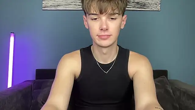 YourMilkyGuy Live XXX-Chat