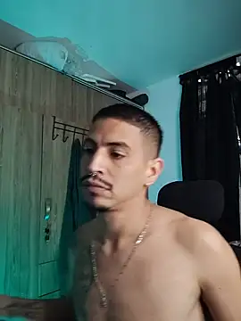 Chatroom XXX en direct de Juann-cock