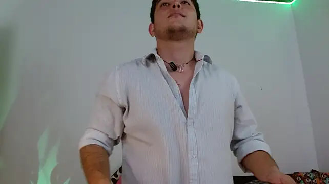 Squishballs élő XXX-chatje