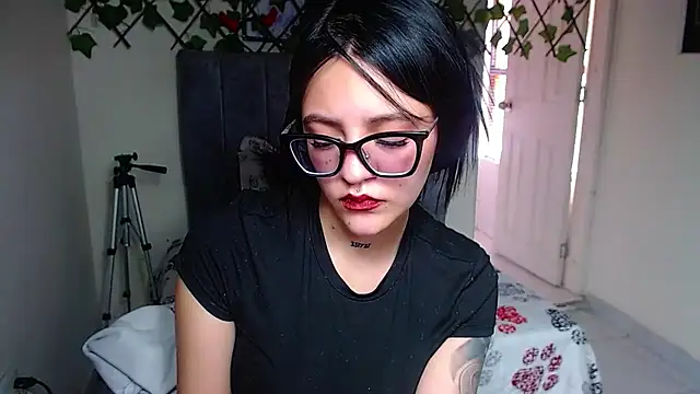 ViolettasquirtのライブXXXチャット