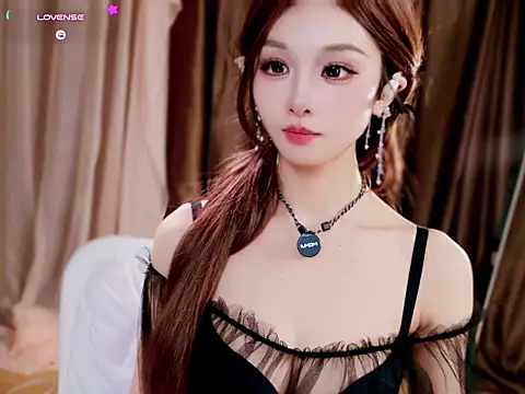 Chat +18 de Chenchen_666 ao vivo