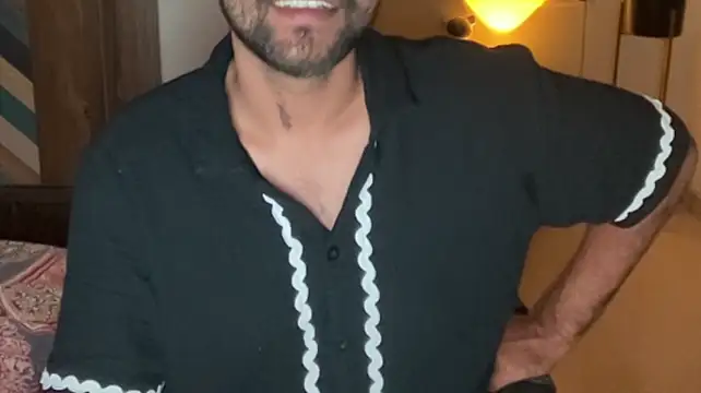 دردشة Mr_Ajnabee الجنسية المباشرة