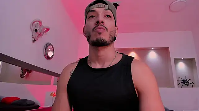 XXX chat uživo modela happy_hot7