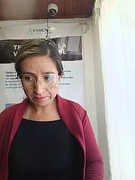 Valentina--1 Live XXX-chat