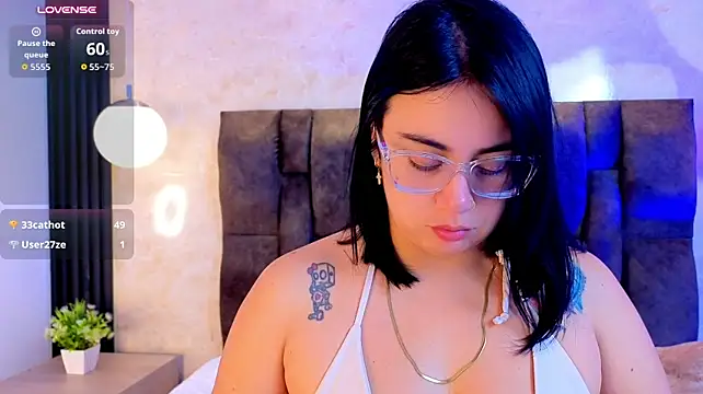 vicky_grey: απευθείας συνομιλία ΧΧΧ