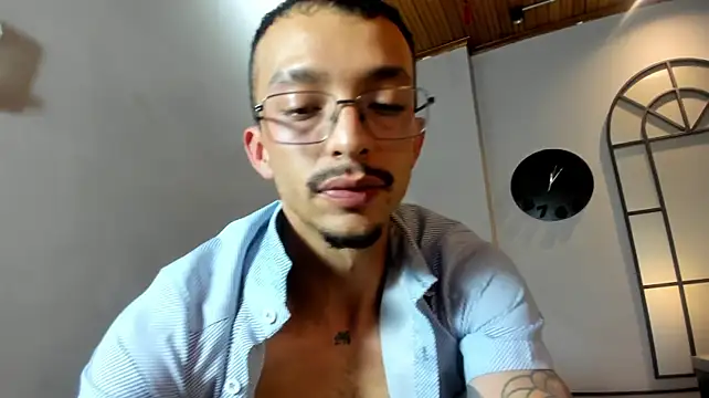 dan_damon live XXX chat