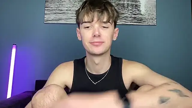 YourMilkyGuy 라이브 XXX 채팅