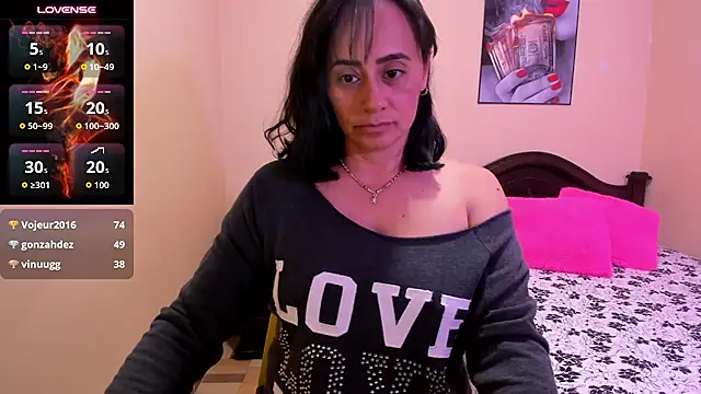 sara_florez12 live XXX chat