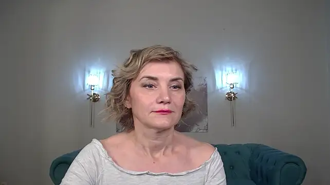 AdeleRocher live XXX chat