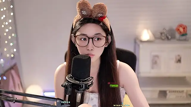 SleepArtist's Live XXX Chat