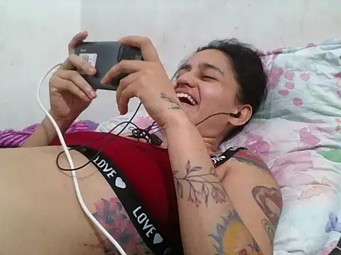 แชท XXX สดของ girl_tits