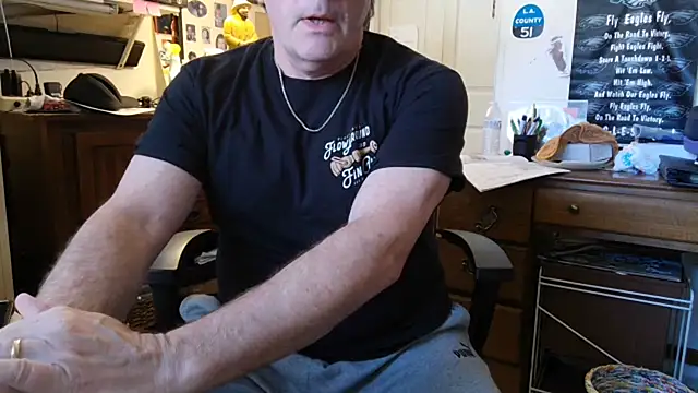 Chat XXX en directo de DougGlatt16