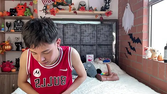 แชท XXX สดของ Andy_Belier23