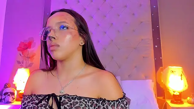 ValkyriaSteel 라이브 XXX 채팅